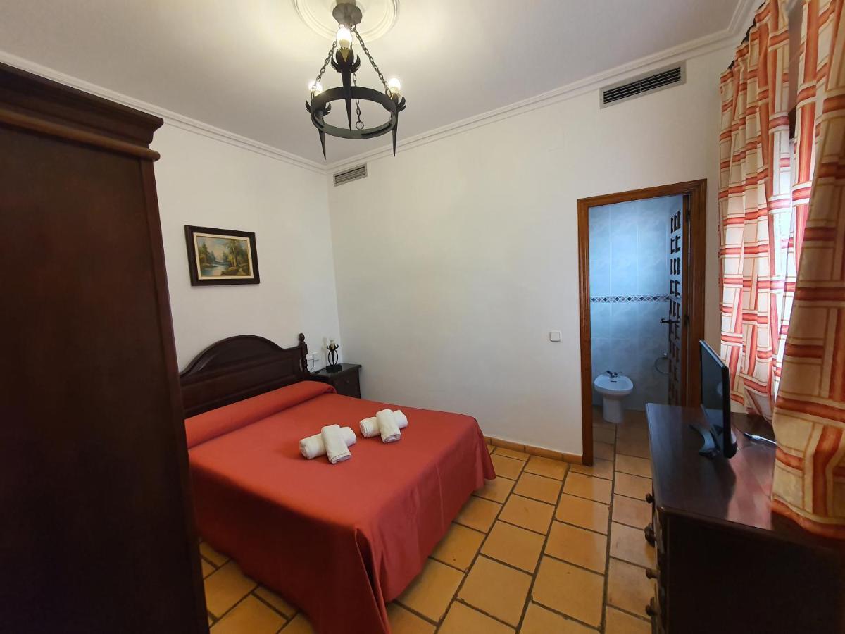 Hotel-Restaurante Venta Tomas Almuradiel Екстериор снимка